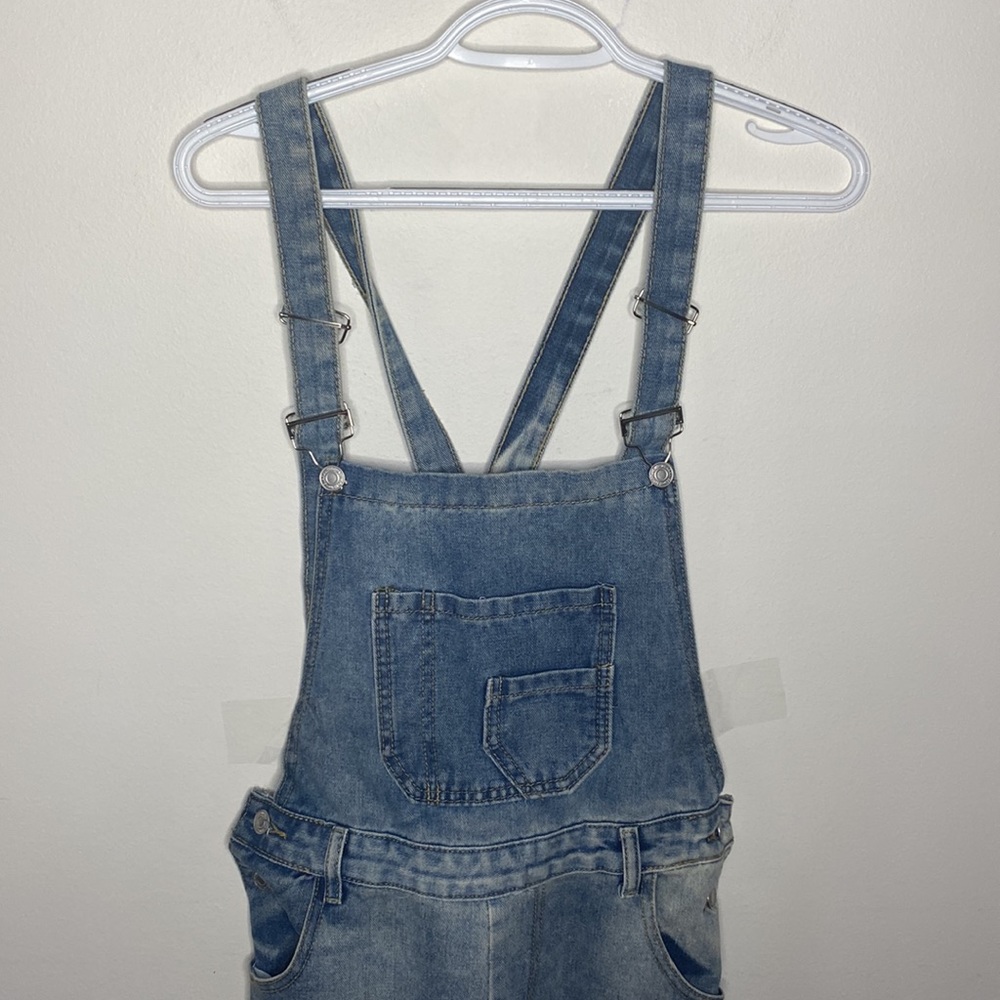 Light wash denim distressed overalls unbranded size L - Picture 3 of 11